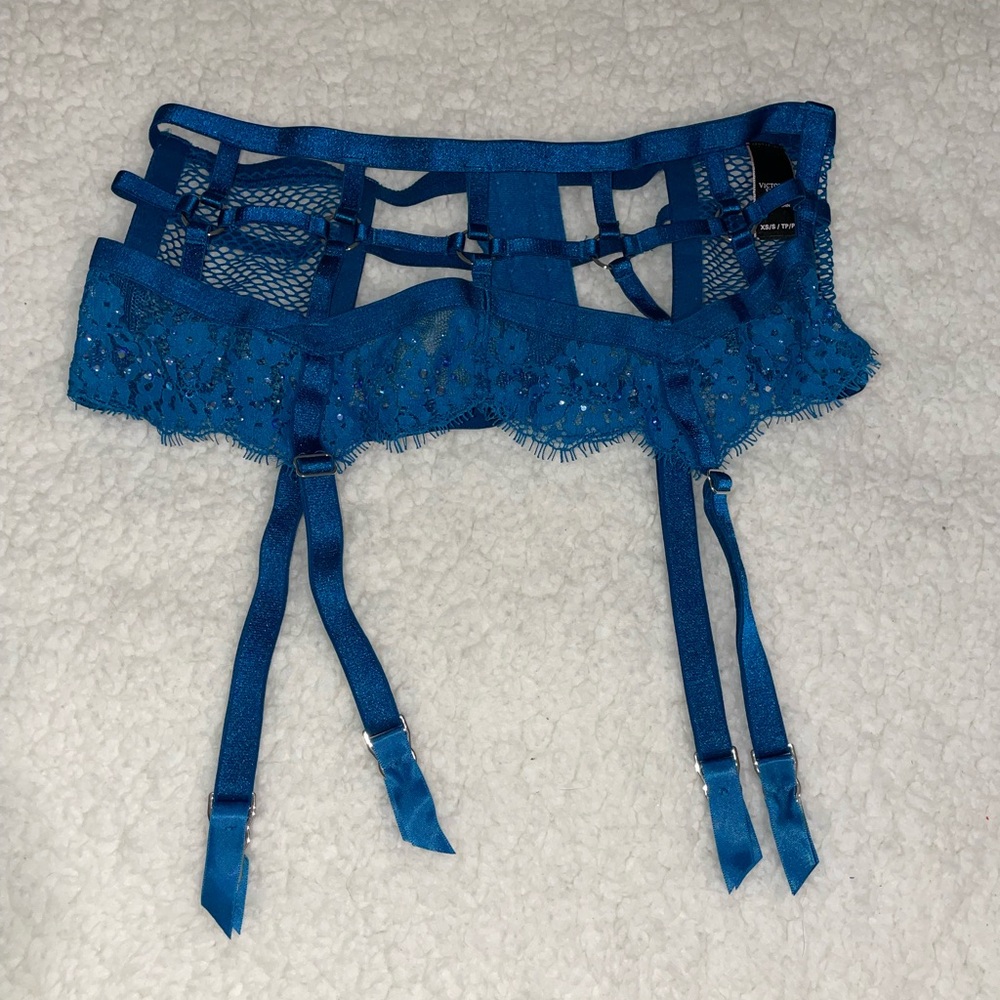 Victoria’s Secret Garter